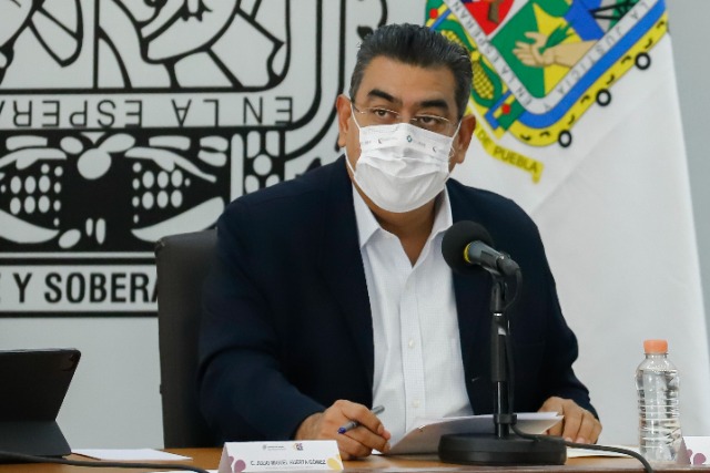 Gobernador pide a Ayuntamiento de Puebla aplicar clausuras a lugares clandestinos con venta de alcohol