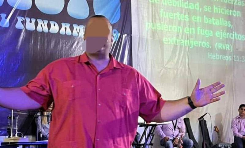 Bendito problema con la ley: Detienen en Querétaro al líder de la iglesia ‘Policía Celestial’