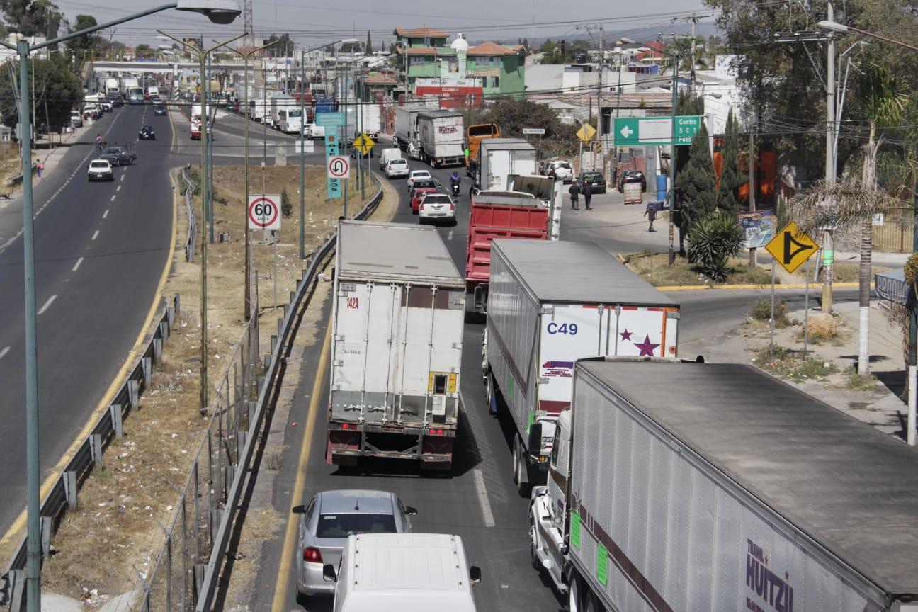 CONATRAM desquicia a Tlaxcala, transportistas se unen a protesta nacional