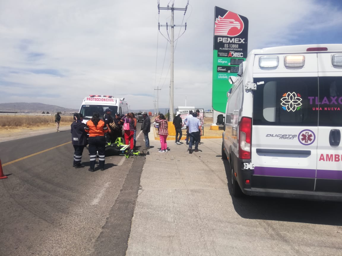 Atropellan a motociclista en Tlaxco; el responsable intentó huir 