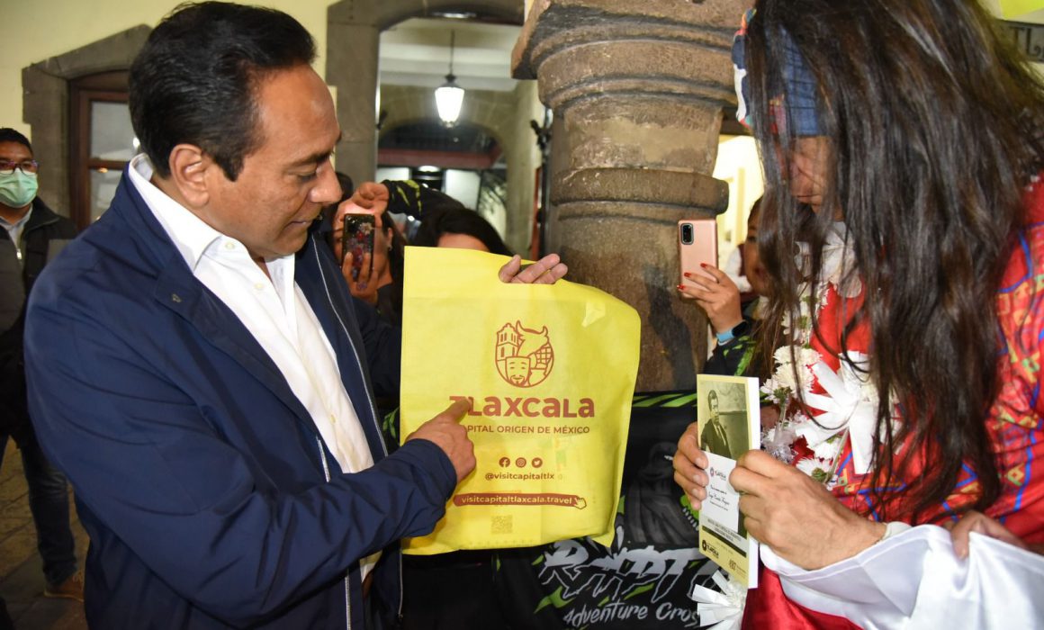 Sorprende a ultramaratonista rarámuri riqueza cultural de Tlaxcala Capitalv