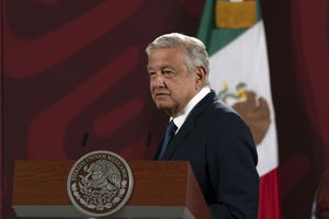 Fábrica de Tesla en México: AMLO tendrá videoconferencia con Musk este lunes