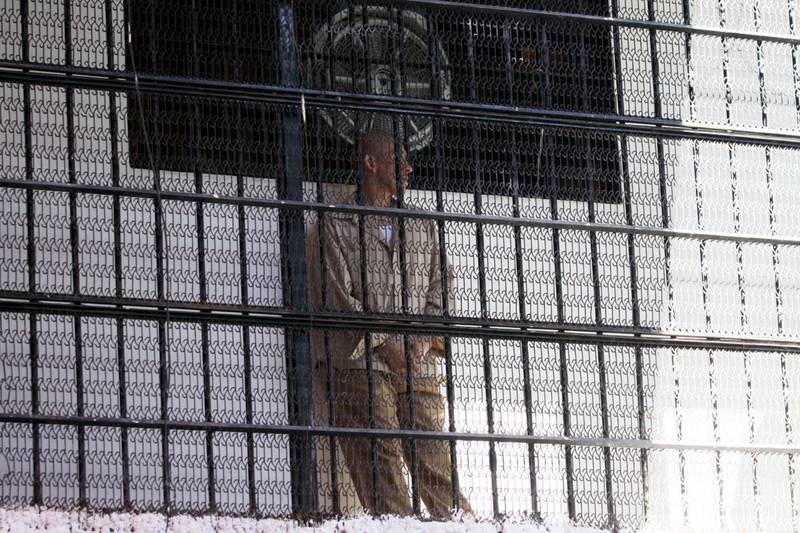 Va MC contra el arraigo y la prisión automática