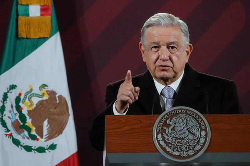 AMLO acusa a EU de degradar categoría aérea por no coincidir con construcción del AIFA