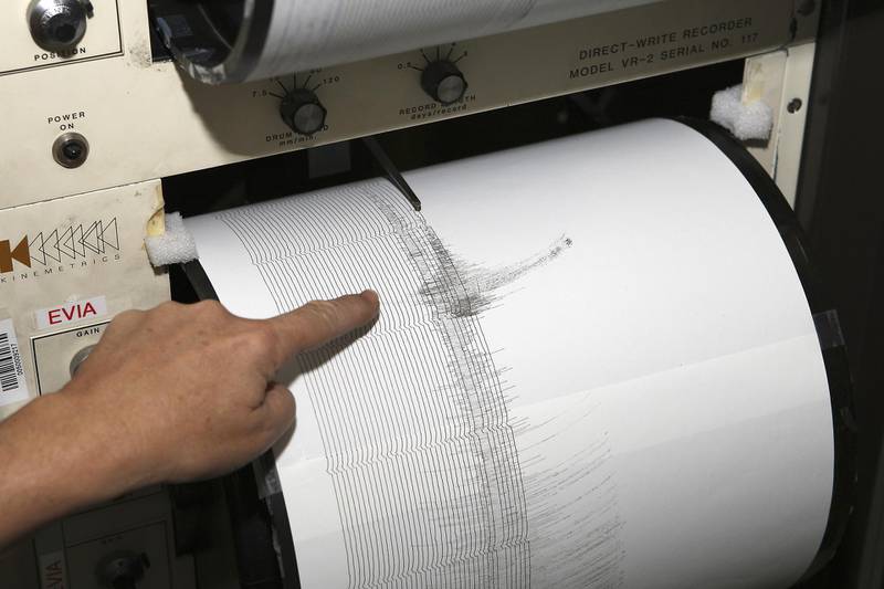 Sismo magnitud 7.8 azota Turquía; intensidad se siente en países vecinos