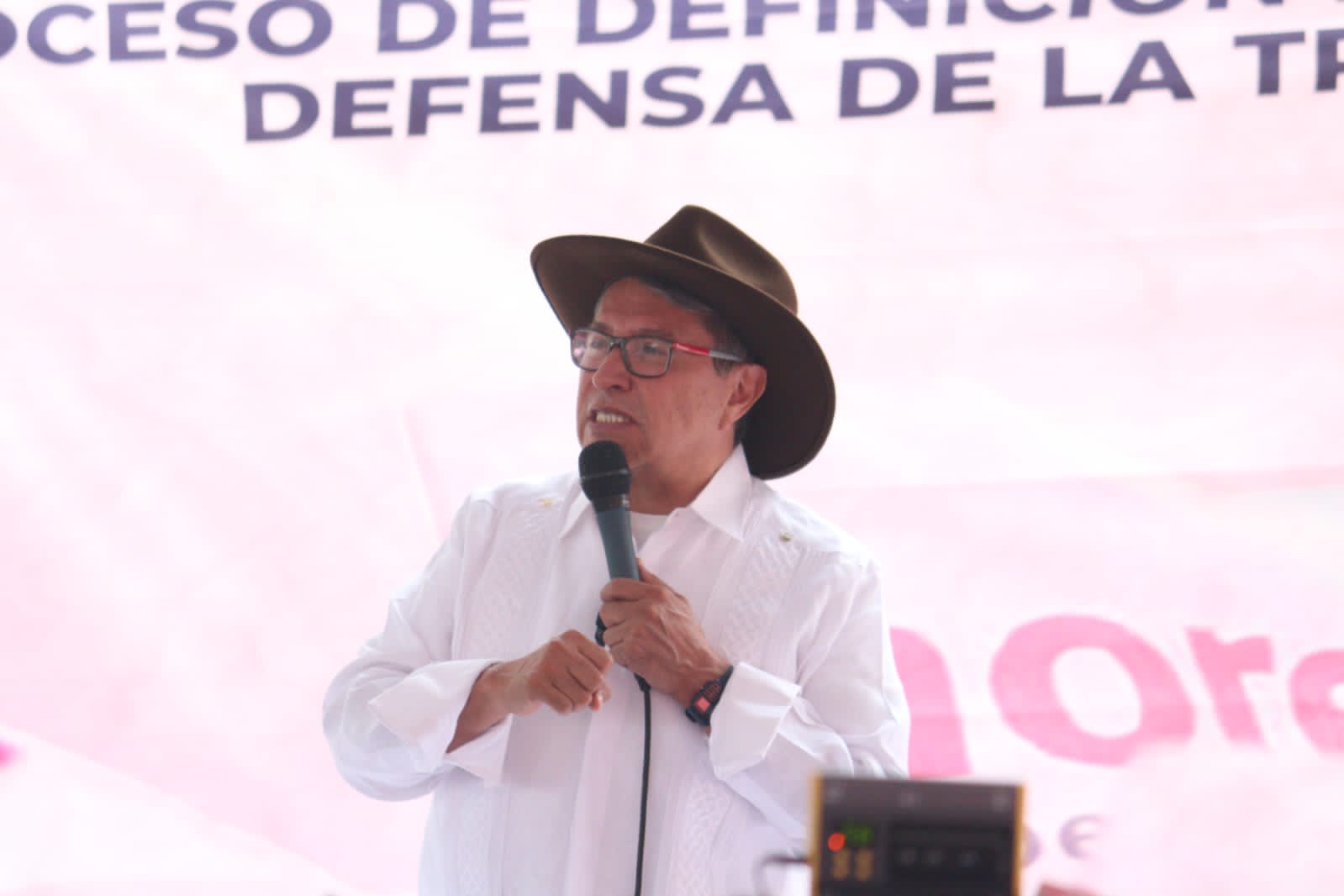 Presume Monreal ser el perfil idóneo de la 4T