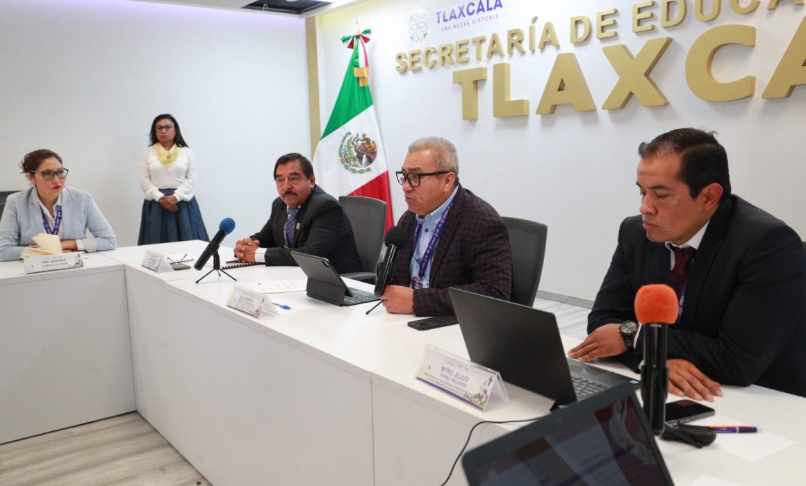 Entregará SEPE-USET paquetes escolares para educación básica