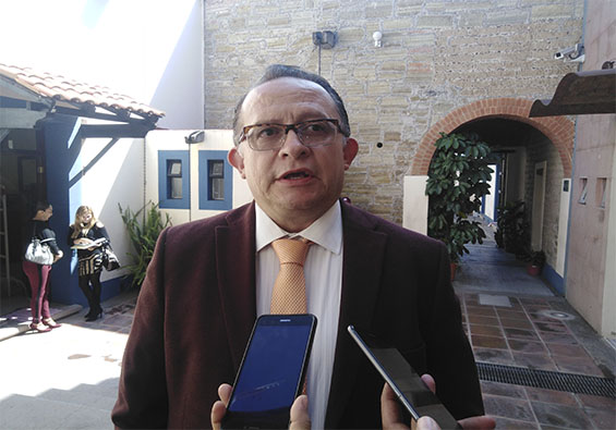 Tras dudoso paso por CEDH, busca Víctor Cid integrar consejo local del INE