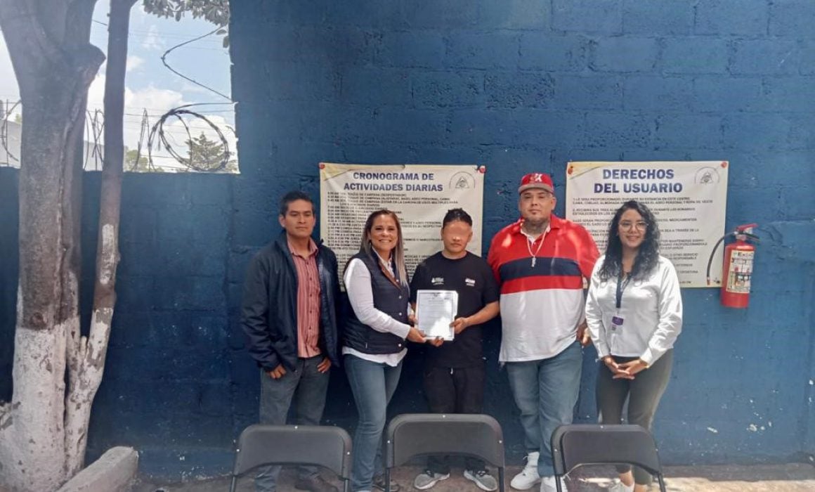 Entrega ITEA certificados de primaria a internos de Anexos AA