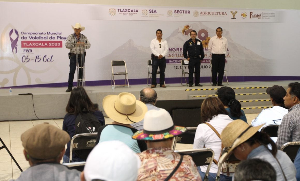 Clausuran autoridades 29 Congreso internacional de actualización apícola