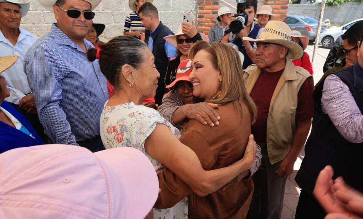 Entrega Gobernadora Lorena Cuellar obra pública en Cuapixtla e Ixtenco