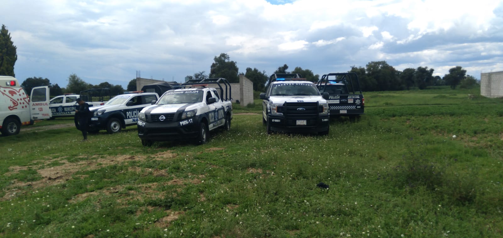 Golpean y le quitan armas a policías municipales de Natívitas, tras acudir a atender una riña