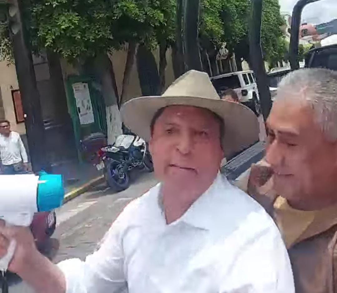Exhiben a mando de la SSC por represión física contra empresario capitalino
