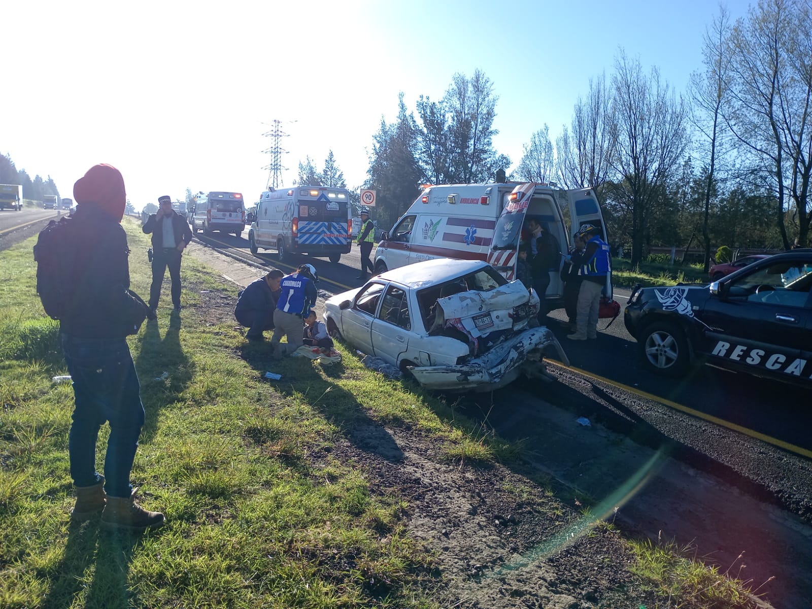 Accidente múltiple arroja ocho lesionados, sobre Libramiento Apizaco-Huamantla