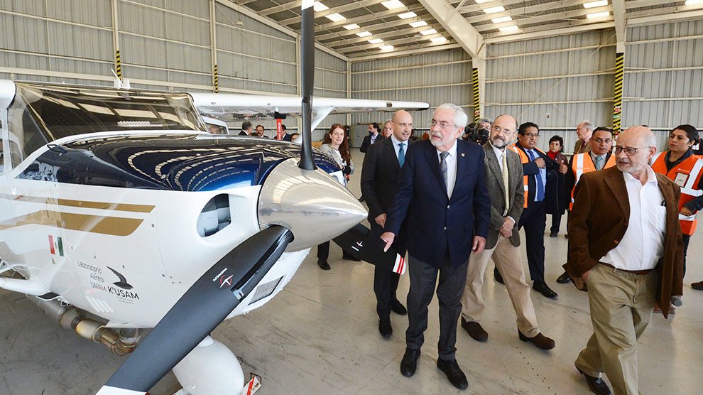 Presentan K'usam, primer laboratorio aéreo de la UNAM
