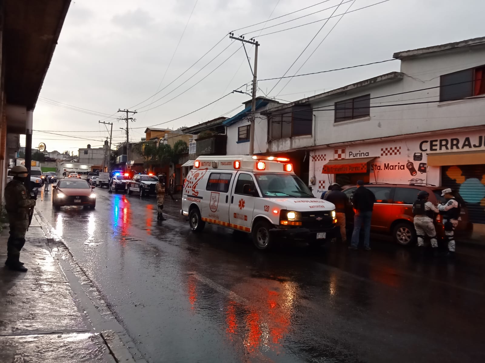 Balean a hombre que iba a comprar un automóvil en Nativitas