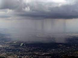 Viernes de cielo nublado, lluvia y descargas eléctricas