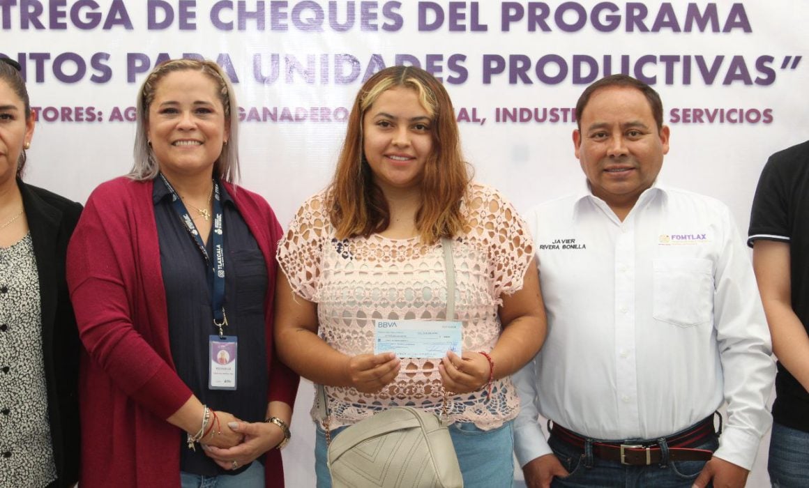 Entregó Fomtlax apoyos de Financiamientos a Unidades Productivas
