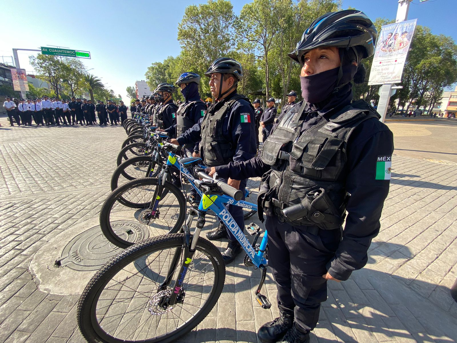 Entregan equipo a elementos de seguridad en Apizaco 