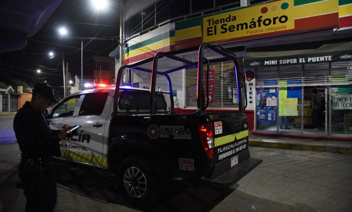 Suspende Tlaxcala capital tienda El Semáforo en Ixtulco