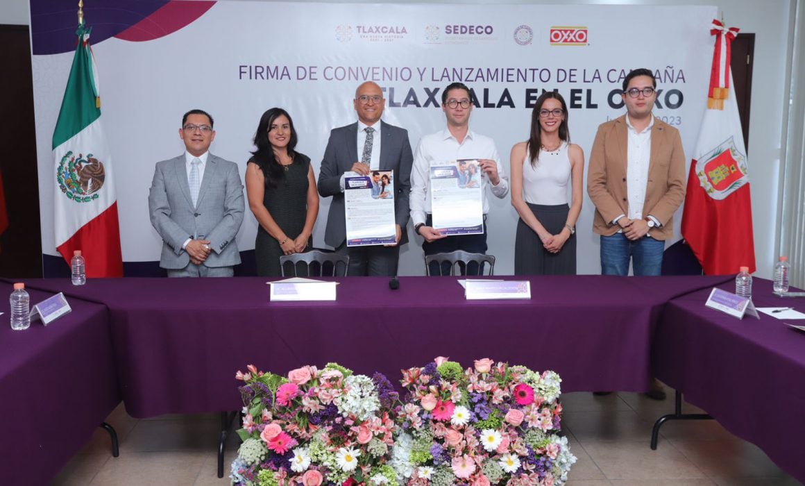 Firma Tlaxcala con cadena de autoservicio para campaña Tlaxcala en el Oxxo