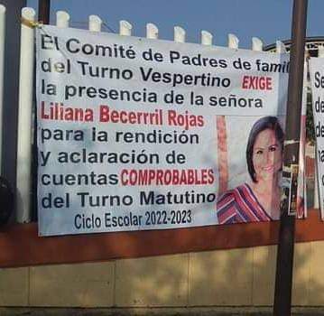 Exigen padres de familia cuentas claras a Liliana Becerril en la Técnica 1