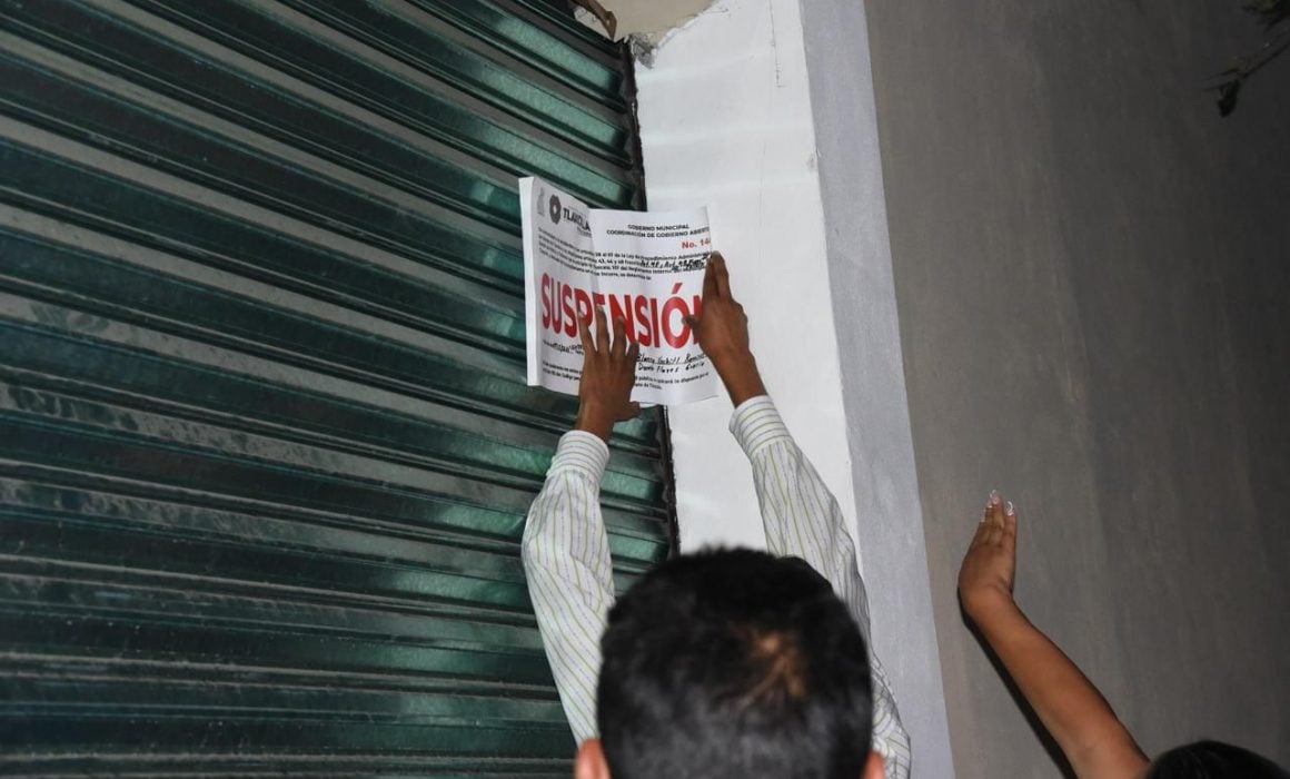 Suspenden funcionamiento de mezcalería clandestina en Tlaxcala capital
