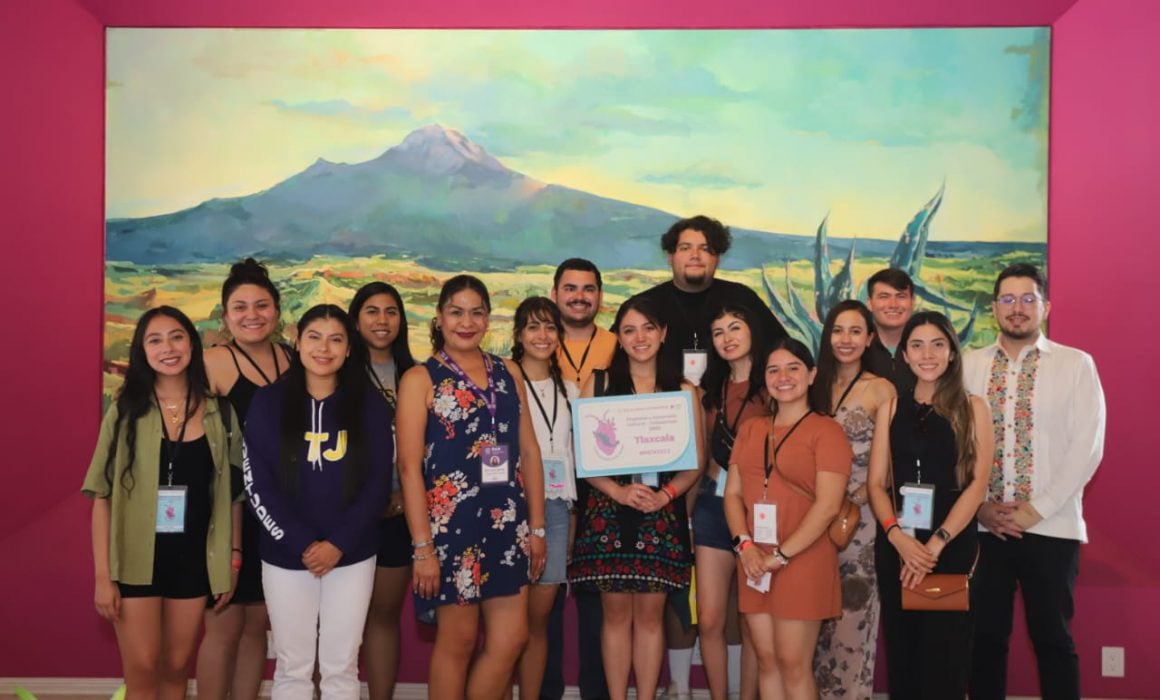 Visitan Tlaxcala estudiantes residentes de EU con ascendencia mexicana