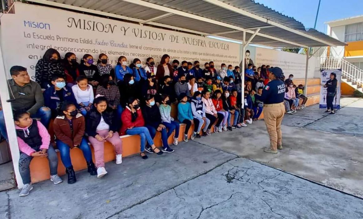 Policía de Tlaxcala Capital imparte charla sobre educación vial a estudiantes de primaria