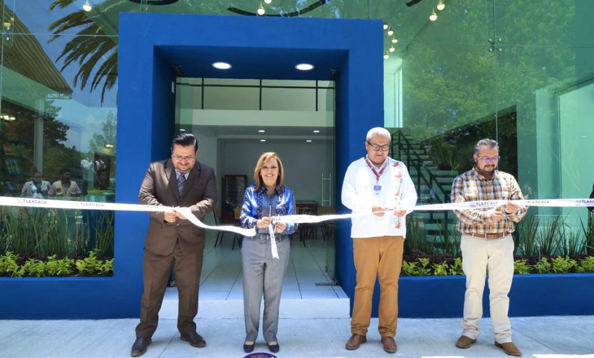 Entrega Lorena Cuéllar infraestructura a Escuela Normal Urbana Federal