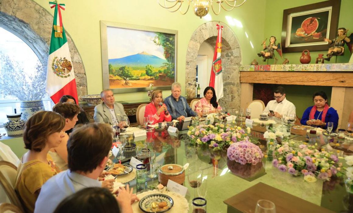 Sostiene Lorena Cuéllar reunión con representantes de MCIG
