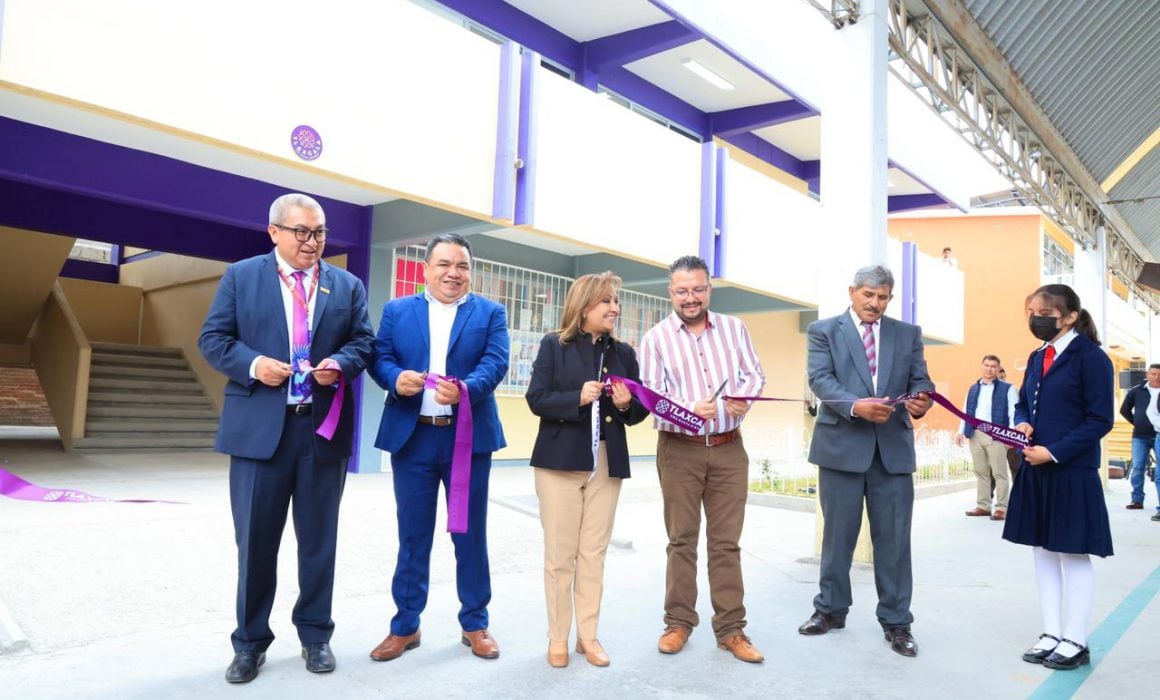 Entrega Lorena Cuéllar infraestructura educativa en San Pablo del Monte