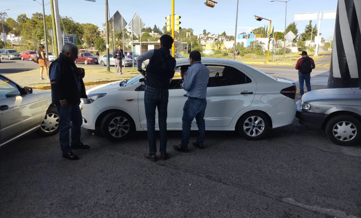 Retira SMYT 2 unidades por prestar servicio público de transporte sin autorización