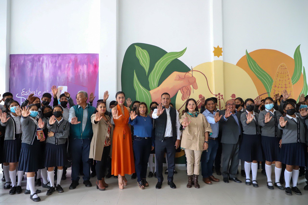 Inaugura Mundo Tlatehui quinto mural "Pinceladas por la Igualdad" en San Antonio Cacalotepec