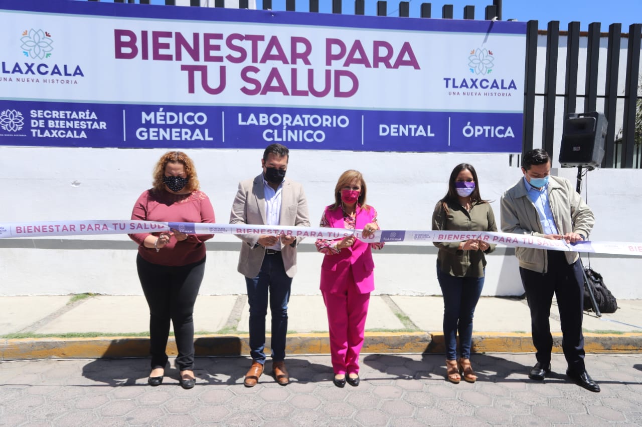 Denuncian precarias condiciones laborales en clínicas Bienestar piden intervención de gobernadora