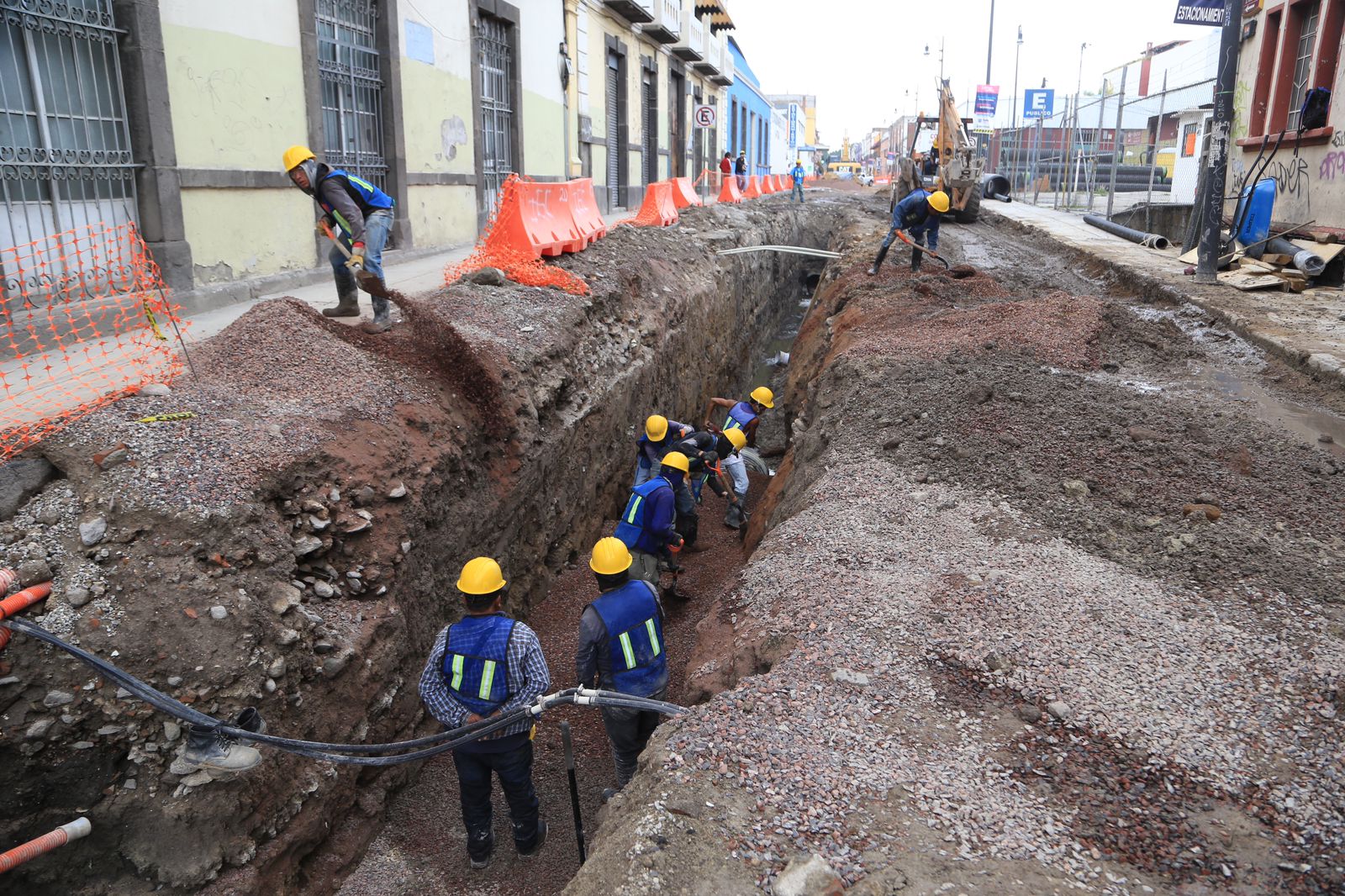 Continúan trabajos de rehabilitación integral de las calles del Centro Histórico 