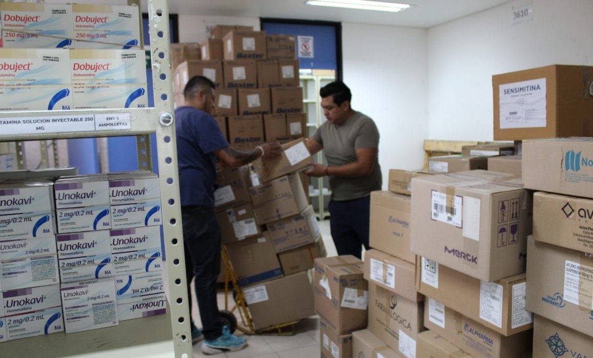Distribuye Sector Salud 23 mil medicamentos en hospital de Tzompantepec