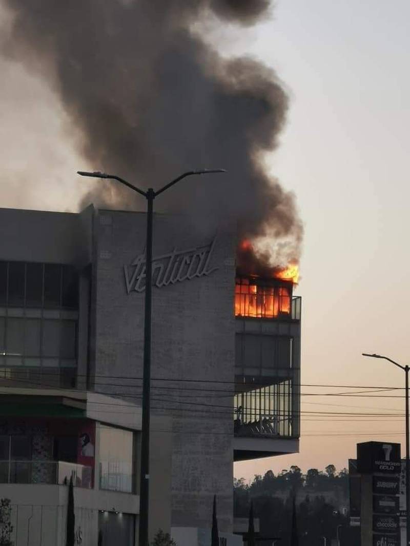 Violencia en Michoacán: grupos delictivos incendian 3 bares en Morelia