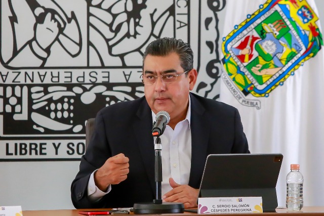 Sergio Salomón defiende llegada de nuevos secretarios al gobierno de Puebla