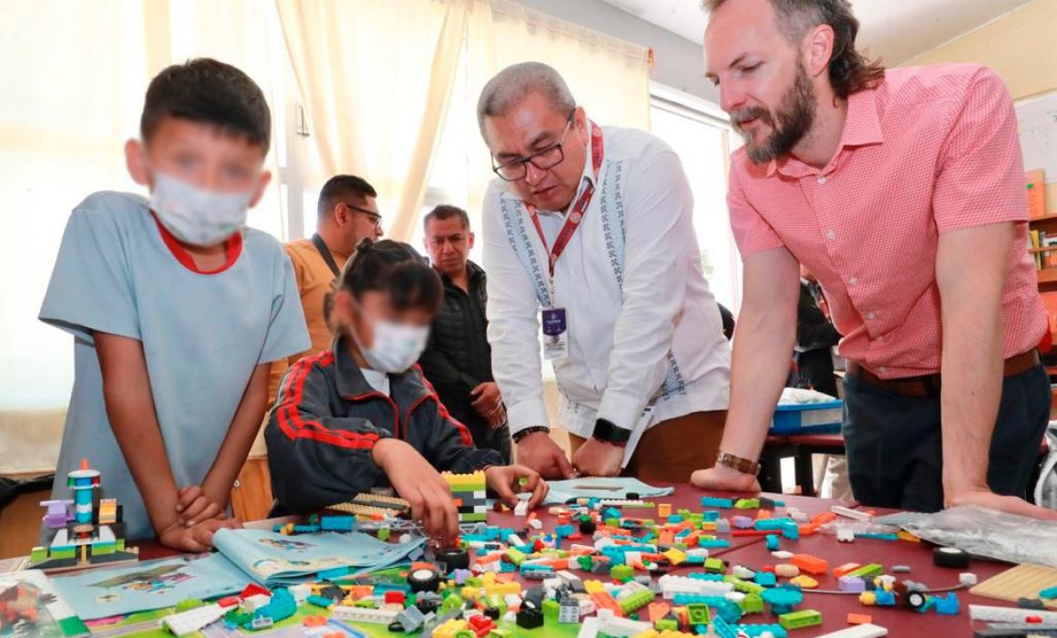 Visitan Sepe, Fundación Robotix, First Lego Education escuela en Tizatlán