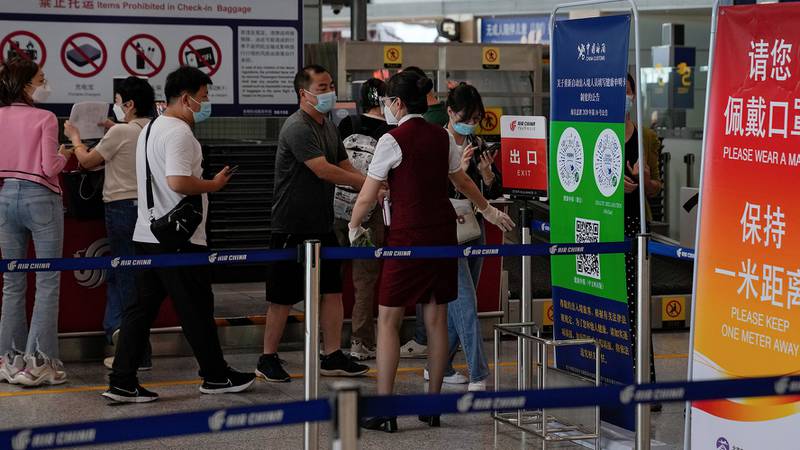 Adiós COVID-19, China reabre fronteras y reanuda todas sus visas