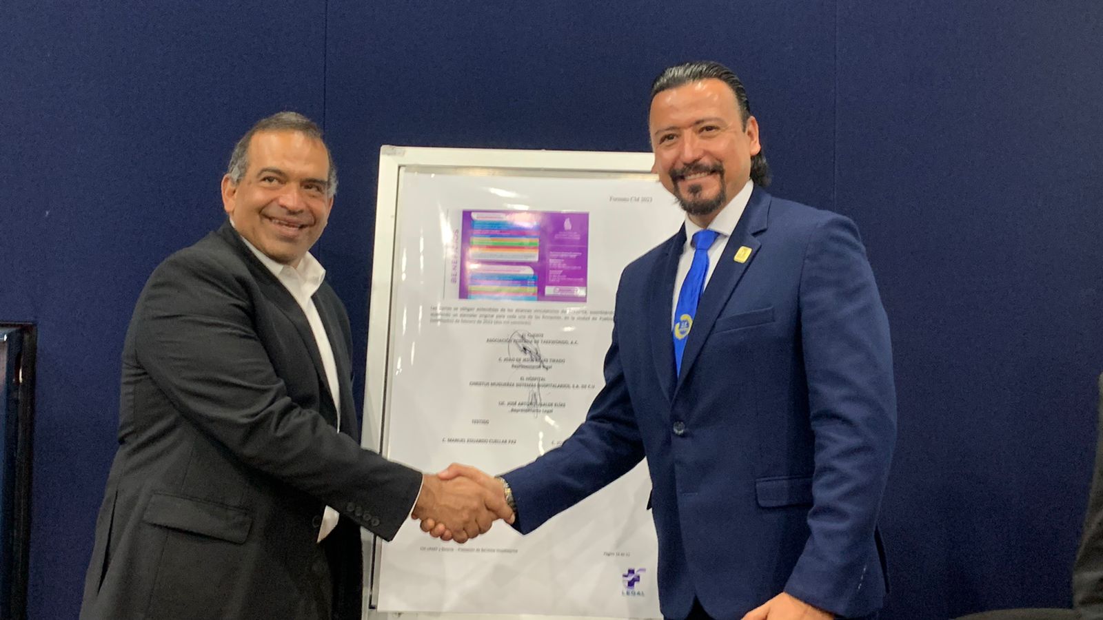 Reciben taekwondoínes poblanos seguro médico por primera vez en la historia