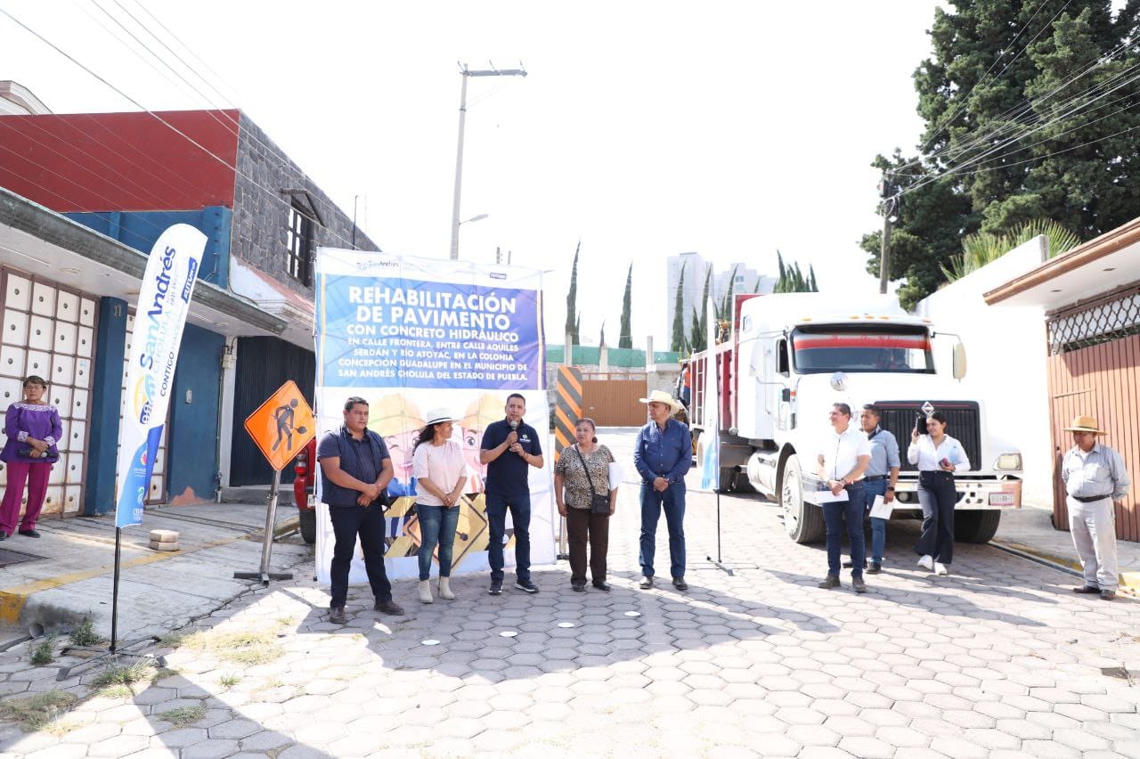 Inicia ayuntamiento de San Andrés Cholula, rehabilitación de calle Frontera en Concepción Guadalupe 