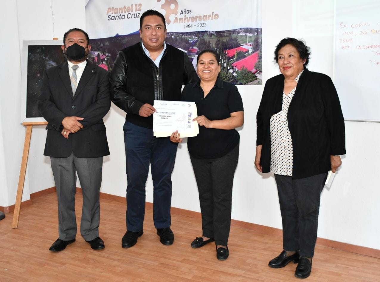 Realiza COBAT ciclo de conferencias de emprendimiento y tecnología