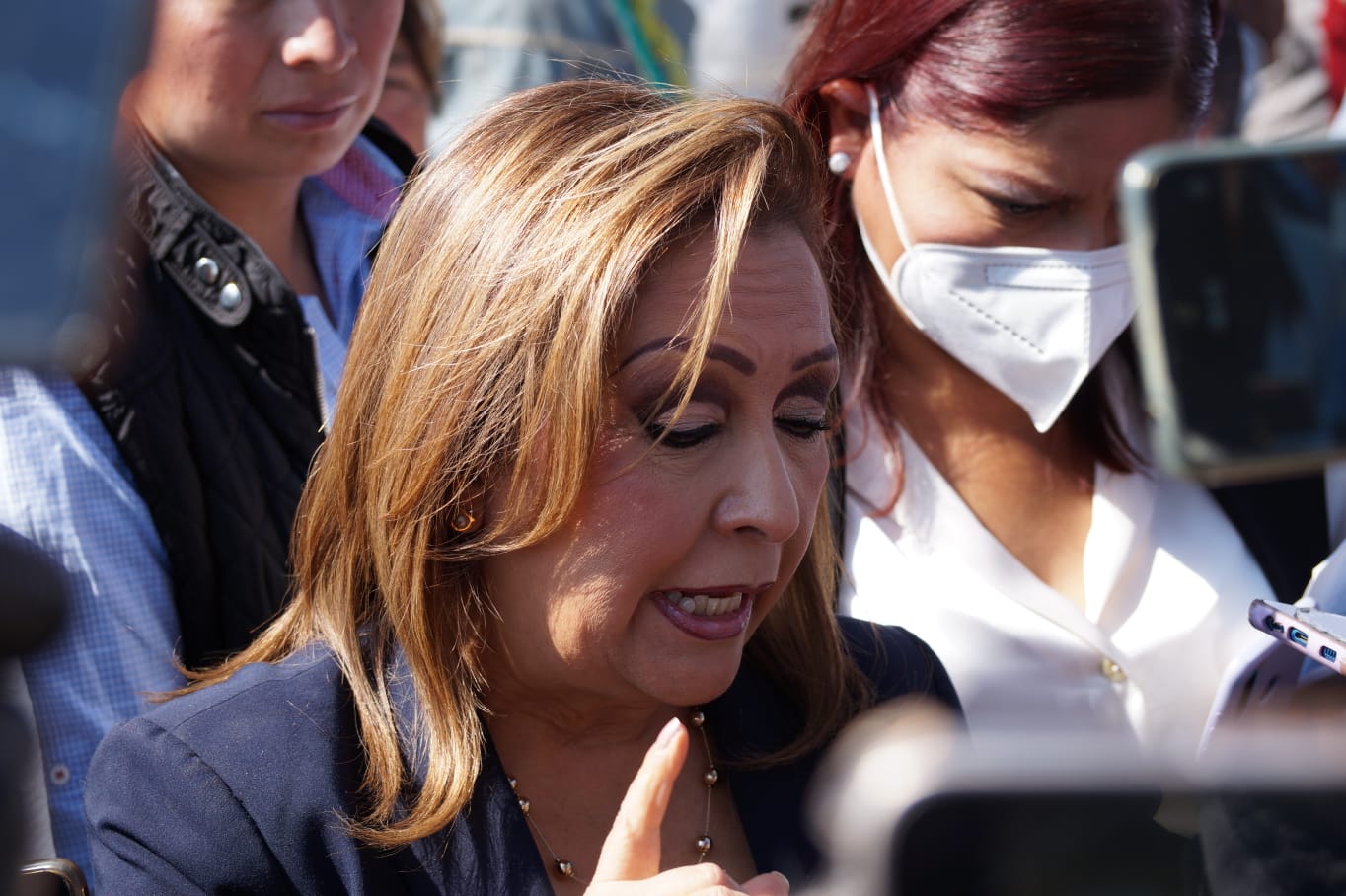 Defiende Lorena Cuéllar proyecto en Ribereña del Zahuapan