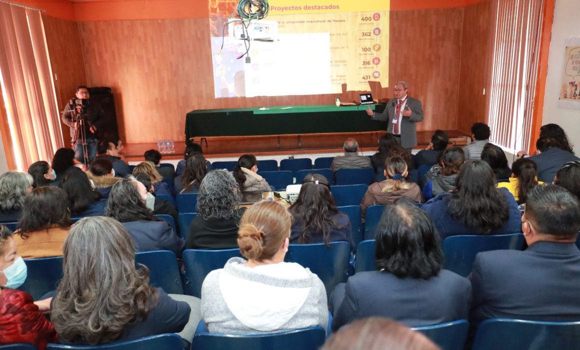 Participan docentes en proyecto Diálogos escolares de la Sepe-Uset