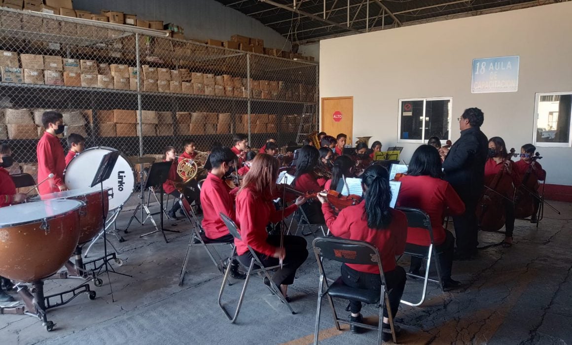 Presenta orquesta sinfónica infantil de Apizaco en la SMYT