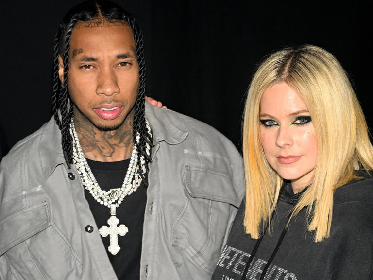 Avril Lavigne confirma romance con Tyga, son captados mientras se daban un emotivo beso