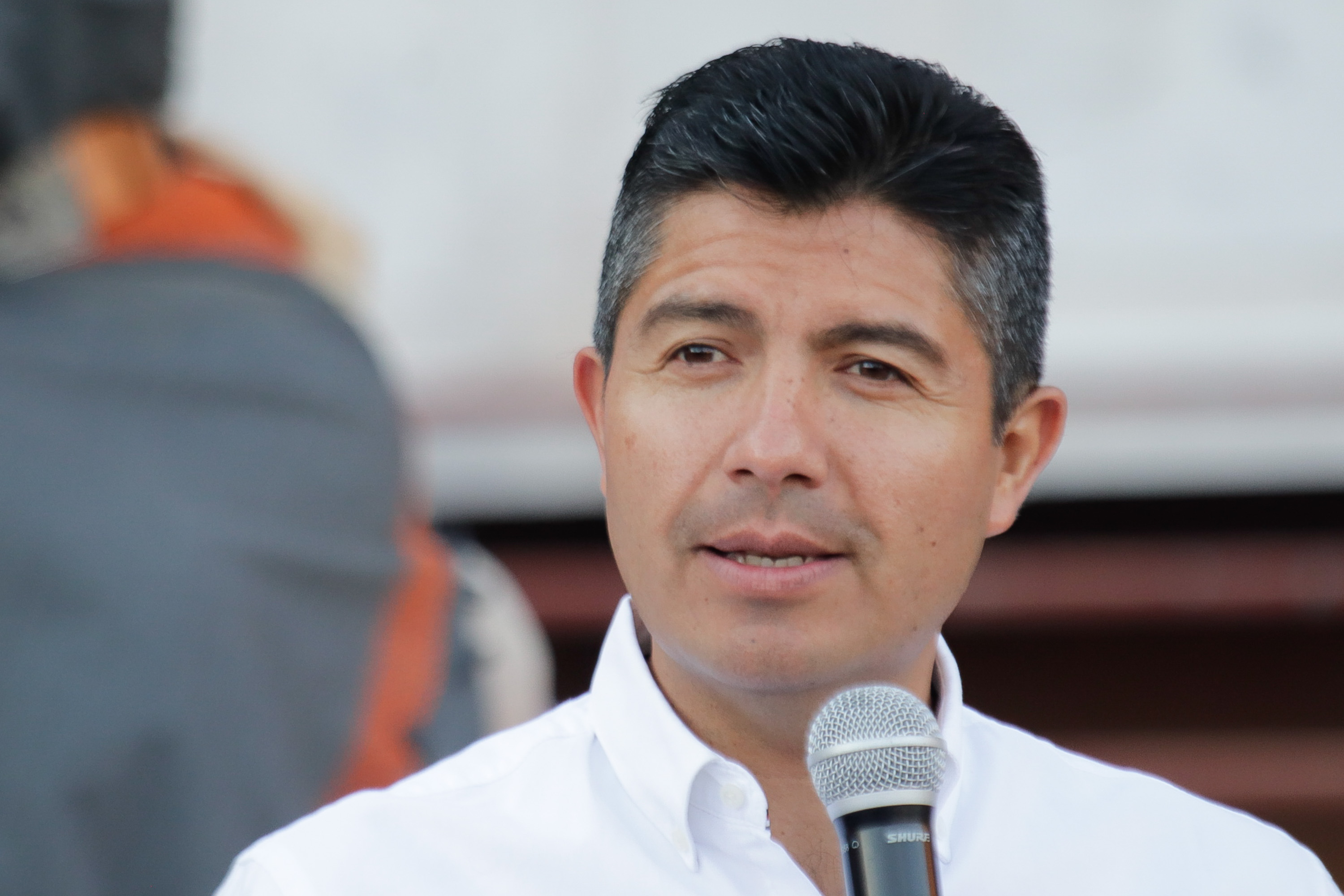 Eduardo Rivera rechaza regreso de ambulantes a la “Calle de los Dulces”