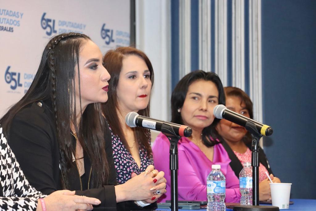 Participa presidenta del DIF, Mayra Ramírez Escamilla en conversatorio de leyes aprobadas en favor de las mujeres